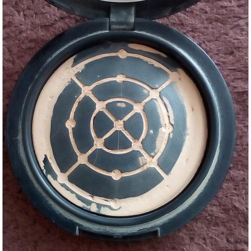 Wet n Wild Photo Focus, Pressed Powder (Puder prasowany) - opinie | zdjęcie do recenzji od bbozenka - 3