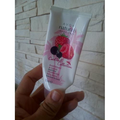 Avon Naturals, Cocktail Collection, Raspberry & Cassis [Wild Berries Shake] Hand Lotion (Krem do rąk `Malina i czarna porzeczka`) - opinie | zdjęcie do recenzji od bibi0312 - 1