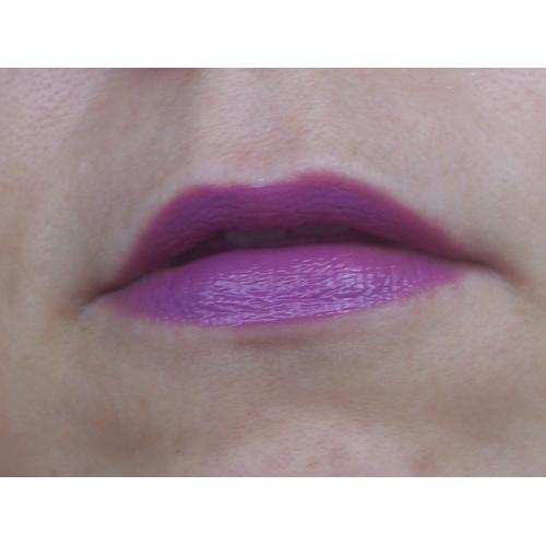 Avon Mark., Liquid Lip Lacquer Shine (Błyszcząca szminka w płynie) - opinie | zdjęcie do recenzji od Smerfeta83 - 4