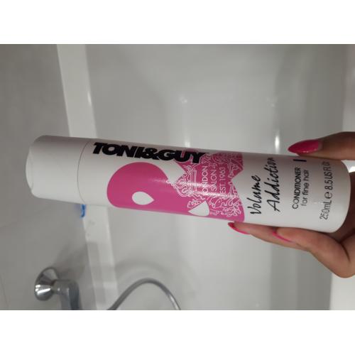 Toni&Guy Volume Addiction, Conditioner for Fine Hair (Odżywka do włosów cienkich i delikatnych) - opinie | zdjęcie do recenzji od Sawi92
