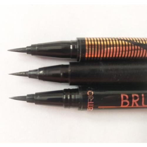 Catrice Brush Ink Tatoo Eyeliner (Tusz do kresek) - opinie | zdjęcie do recenzji od PearlRed - 1