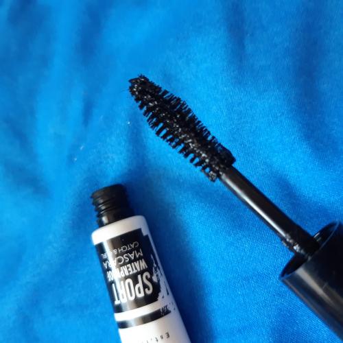 Eyeko Sport Waterproof Mascara (Wodoodporny tusz do rzęs) - opinie | zdjęcie do recenzji od MoniaPasi - 3