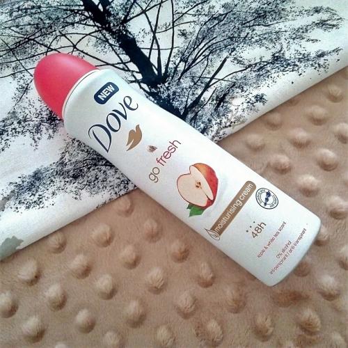 Dove Go Fresh, Antyperspirant w aerozolu o zapachu jabłka i białej herbaty - opinie | zdjęcie do recenzji od Elednor