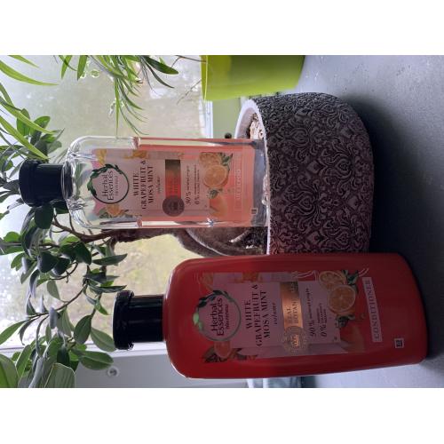 Herbal Essences Bio:renew, Odżywka zwiększająca objętość włosów `Biały grejpfrut i mięta Mosa` - opinie | zdjęcie do recenzji od Magda_Lena_Magda