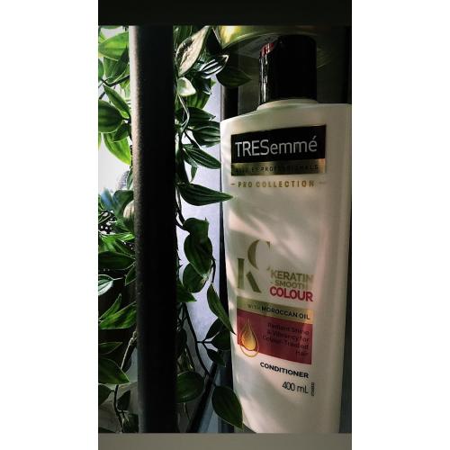 TRESemme Keratin Smooth Colour, Conditioner with Moroccan Oil (Odżywka do włosów farbowanych z olejem arganowym) - opinie | zdjęcie do recenzji od Aniel_lka