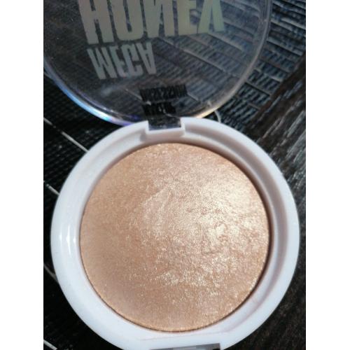 Makeup Obsession London Mega Honey Highlighter (Rozświetlacz) - opinie | zdjęcie do recenzji od monikamotyl - 2