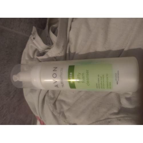 Avon Nutra Effects, Fluffy Foam Cleanser (Odświeżająca pianka do oczyszczania twarzy) - opinie | zdjęcie do recenzji od Natalianatka91