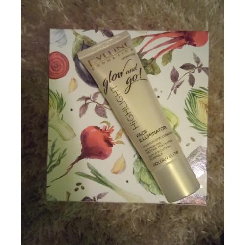 Eveline Cosmetics Glow and Go !, Highlight Face Illuminator (Rozświetlacz do twarzy (różne rodzaje)) - opinie | zdjęcie do recenzji od Karolinarrr