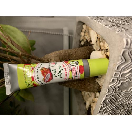 Bielenda Botanical Lip Care, Botaniczny balsam do ust z pitają `Pink Pitay` - opinie | zdjęcie do recenzji od Magda_Lena_Magda