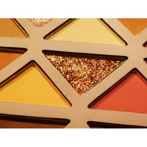 Wibo Cherry Nude Eye Palette (Paleta do cieni do powiek i korektor) - opinie | zdjęcie do recenzji od Blackigirl - 4