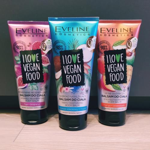 Eveline Cosmetics I Love Vegan Food, Głęboko nawilżający balsam do ciała `Kokos i olejek migdałowy` - opinie | zdjęcie do recenzji od Golaa