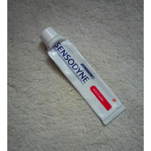 Sensodyne Anti-Caries, Pasta do zębów przeciw próchnicy - opinie | zdjęcie do recenzji od Karolinarrr