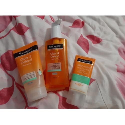 Neutrogena Visibly Clear [Clear & Defend], Spot Proofing, Daily Wash (Żel do mycia twarzy) - opinie | zdjęcie do recenzji od Natalia_Jarecka