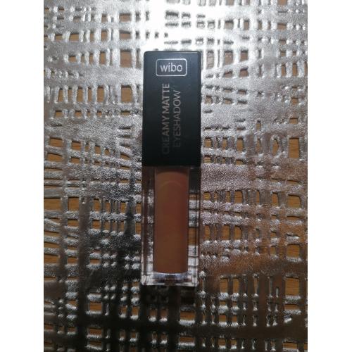Wibo Wibo x Zmalowana, Creamy Matte Eyeshadow (Cienie do powiek w kremie) - opinie | zdjęcie do recenzji od M_art_a_Anna