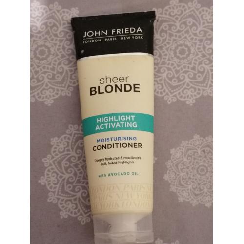 John Frieda Sheer Blonde, Highlight Activating Moisturishing Conditioner (Odżywka nawilżająca) - opinie | zdjęcie do recenzji od Kafe81