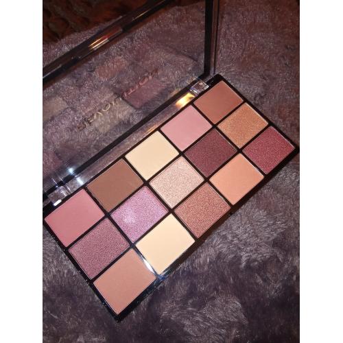 Revolution Beauty (Makeup Revolution) Re-Loaded, Provocative Eyeshadow Palette (Paleta cieni) - opinie | zdjęcie do recenzji od flexi_88