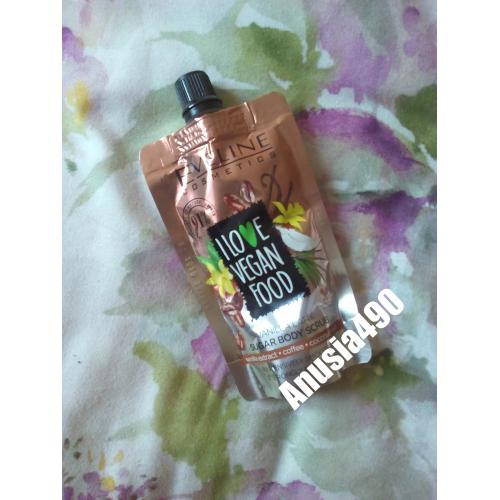 Eveline Cosmetics I Love Vegan Food, Cukrowy peeling do ciała `Vanilla Latte` - opinie | zdjęcie do recenzji od Anusia490