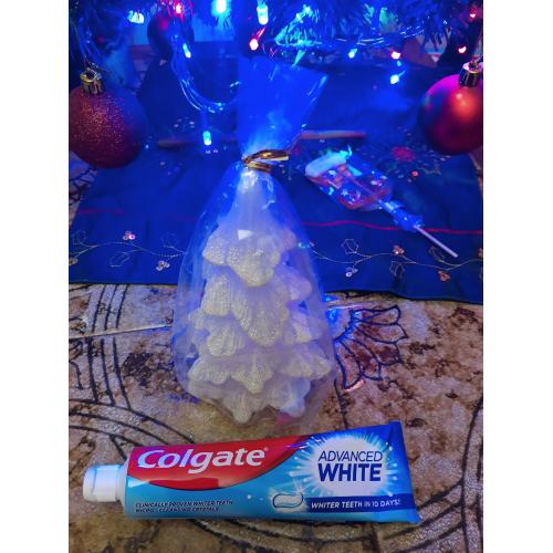 Colgate Advanced White, Wybielająca pasta do zębów z mikrokryształkami - opinie | zdjęcie do recenzji od Aniel_lka
