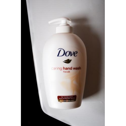 Dove Caring Hand Wash `Fine Silk` (Kremowy płyn myjący) - opinie | zdjęcie do recenzji od 123eliza96