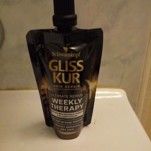 Schwarzkopf Gliss Ultimate Repair, Weekly Therapy (Intensywna odżywka do bardzo zniszczonych i suchych włosów) - opinie | zdjęcie do recenzji od 89fc2c2171a4d4a9893395074bafff4943c513c5_62cb5a01d2b5d