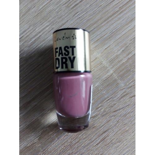 Lovely Fast Dry, Lakier do paznokci - opinie | zdjęcie do recenzji od Marti_13