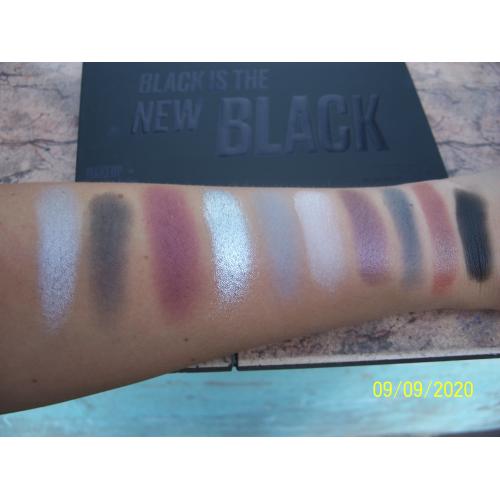 Makeup Obsession London Black Is The New Black Shadow Palette (Paleta 10 cieni do powiek) - opinie | zdjęcie do recenzji od Smerfeta83 - 2