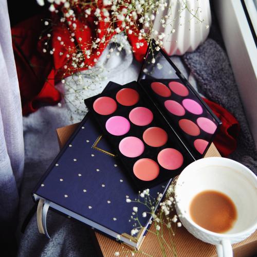 Revolution Beauty (Makeup Revolution) All About Cream, Ultra Blush Palette (Paleta kremowych róży do policzków) - opinie | zdjęcie do recenzji od Rhea_lity92