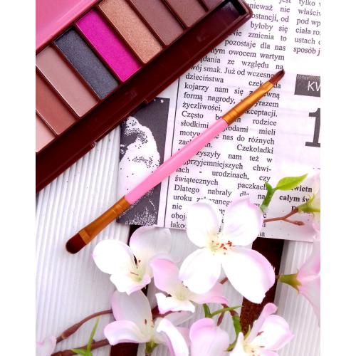 Lovely Belle Naturelle, Paleta 12 cieni do powiek - opinie | zdjęcie do recenzji od gilgotkaaa - 1
