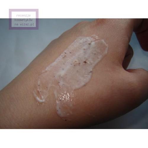 The Body Shop Coconut, Body Scrub (Peeling do ciała z kokosem) - opinie | zdjęcie do recenzji od kuki9 - 2