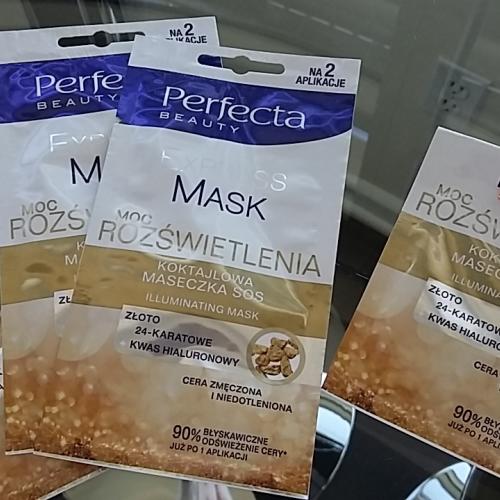 Perfecta Beauty Mask, Koktajlowa maseczka S.O.S. na twarz i pod oczy rozświetlająca - opinie | zdjęcie do recenzji od MonikaNovakova