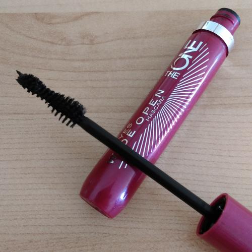 Oriflame The One, Eyes Wide Open Mascara (Pokręcający tusz do rzęs) - opinie | zdjęcie do recenzji od nostami