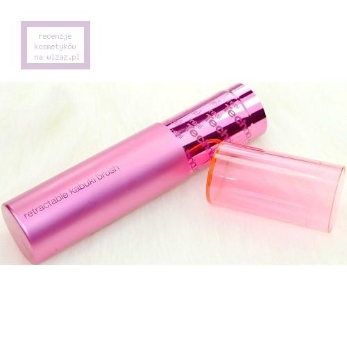 Real Techniques Retractable Kabuki Brush 01418 (Wysuwany skośny pędzel kabuki) - opinie | zdjęcie do recenzji od Noor - 3