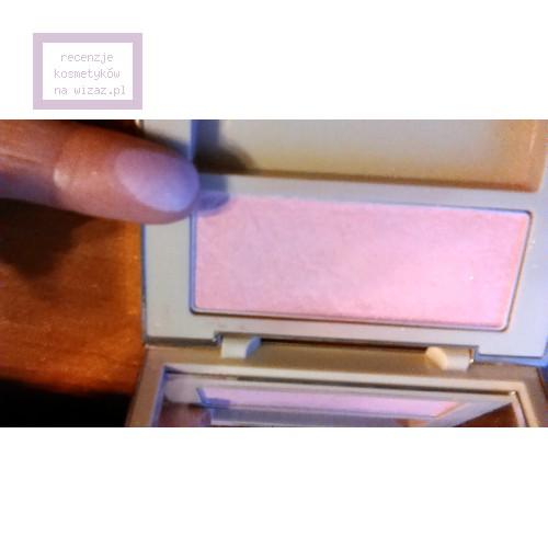 Avon Luxe, Temptation Powder Blush (Jedwabisty róż do twarzy) - opinie | zdjęcie do recenzji od Cytrynka83 - 2