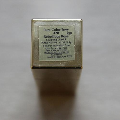Estee Lauder Pure Color, Envy Sculpting Lipstick (Trwała szminka do ust) - opinie | zdjęcie do recenzji od Bu_ka - 1