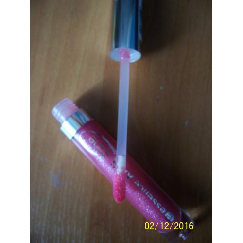 Essence XXXL Shine Lipgloss (Błyszczyk do ust) - opinie | zdjęcie do recenzji od Smerfeta83 - 4