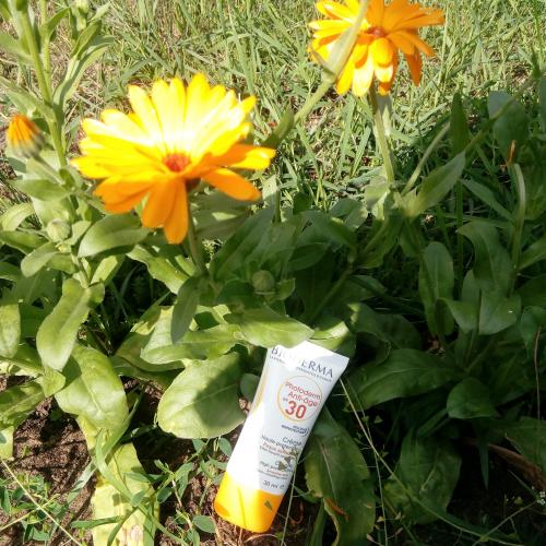 Bioderma Photoderm Anti - Age SPF 30 / 30 UVA (Krem opóźniający starzenie się skóry SPF30 - wysoka ochrona) - opinie | zdjęcie do recenzji od JustynaJusia
