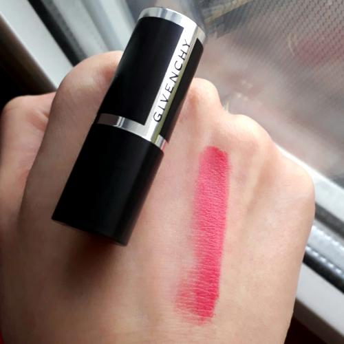 Givenchy Le Rouge (Matowa szminka do ust) - opinie | zdjęcie do recenzji od Amasya