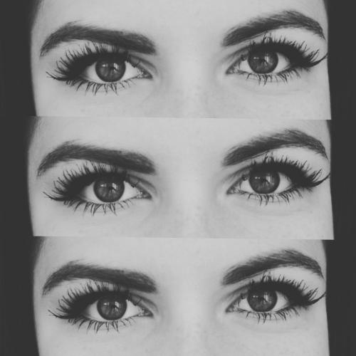 Maybelline New York The Colossal, Volum`Go Extreme! Leather Black Mascara (Ultra czarny tusz do rzęs) - opinie | zdjęcie do recenzji od Paulinaaaxd