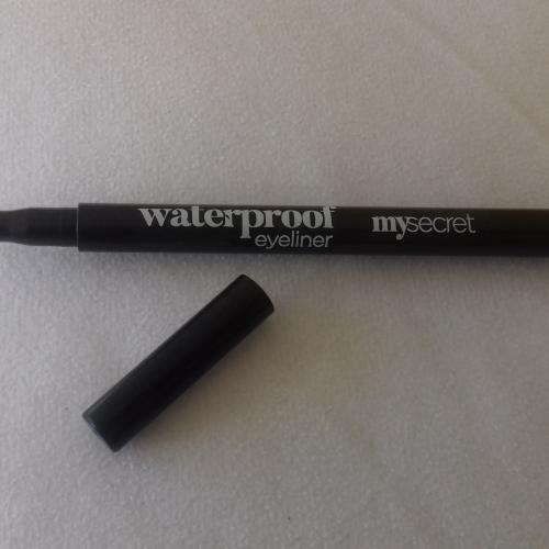 My Secret Waterproof Eyeliner (Wodoodporny tusz do kresek w mazaku) - opinie | zdjęcie do recenzji od reniairenia - 2