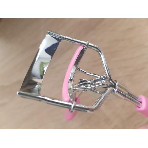 Ilu Eyelash Curler (Zalotka do rzęs) - opinie | zdjęcie do recenzji od Zoe_Zebra - 2