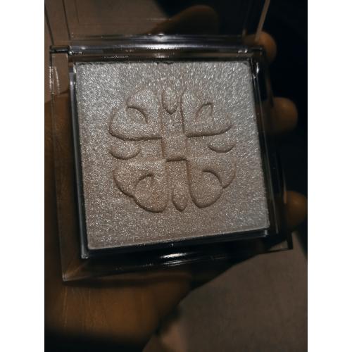 Ingrid Cosmetics Candy Boom, Frozen Sugar Highlighter (Rozświetlacz do twarzy) - opinie | zdjęcie do recenzji od Korabuku