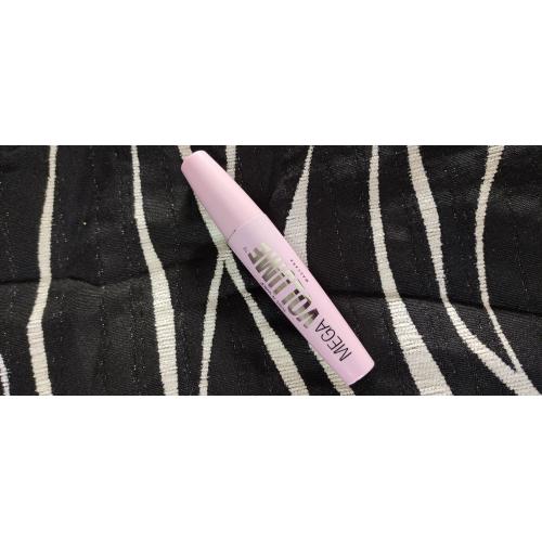 Wet n Wild Mega Volume Mascara Very Black (Tusz do rzęs) - opinie | zdjęcie do recenzji od joaska1992 - 2