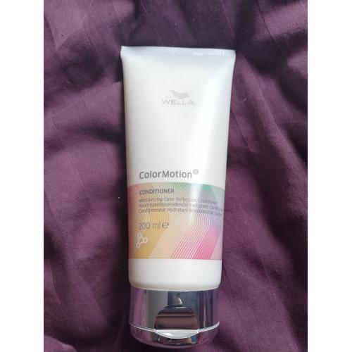 Wella Professionals Color Motion +, Moisturising Color Reflection Conditioner (Odżywka do włosów farbowanych) - opinie | zdjęcie do recenzji od testujemy_bs