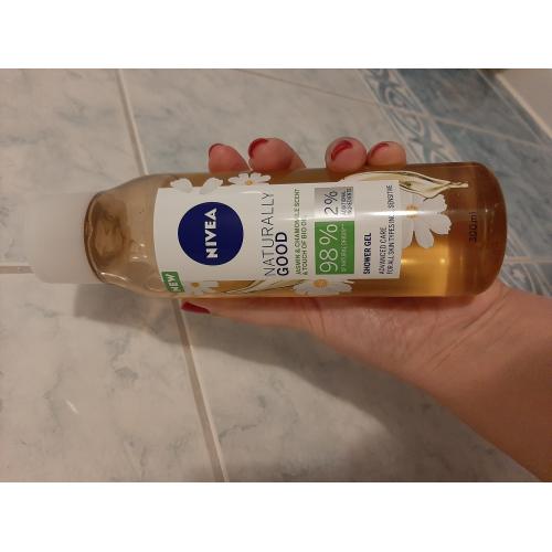 Nivea Naturally Good, Jasmin & Chamomile Scent & Touch Of Bio Oil Shower Gel (Żel pod prysznic `Jaśmin i rumianek`) - opinie | zdjęcie do recenzji od 2milutka
