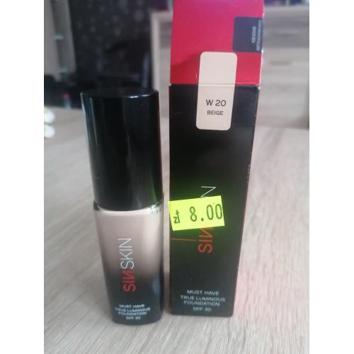 SinSkin Must.Have, True Luminous Foundation SPF 30 (Fluid rozświetlający) - opinie | zdjęcie do recenzji od topxgirl - 1