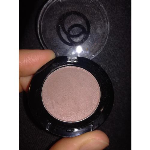 Oriflame OnColour, Mono Eyeshadow (Pojedynczy cień do powiek) - opinie | zdjęcie do recenzji od anka3151 - 1