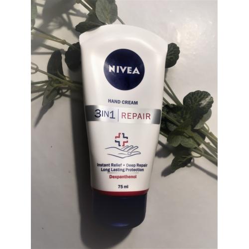Nivea Hand Cream 3 in 1 Repair Care (Regenerujący krem do rąk 3 w 1) - opinie | zdjęcie do recenzji od 49510cba5fef09f401ffe3f49994f01f3485a7ad_607cb9f26ba11