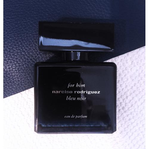 Narciso Rodriguez For Him Bleu Noir EDT - opinie | zdjęcie do recenzji od 49510cba5fef09f401ffe3f49994f01f3485a7ad_607cb9f26ba11