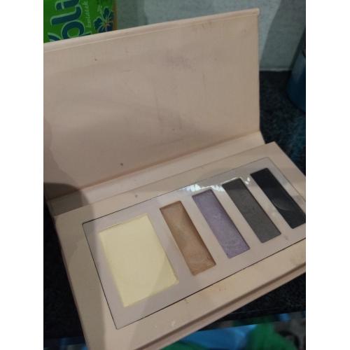 Maybelline New York West Coast Collection by Gigi Hadid, Eye Contour Palette (Paleta do konturowania oka) - opinie | zdjęcie do recenzji od Wiola435 - 1