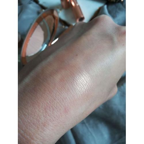 Charlotte Tilbury Hollywood Superstar Glow Highlighter (Rozświetlacz do twarzy) - opinie | zdjęcie do recenzji od weroncia85 - 3